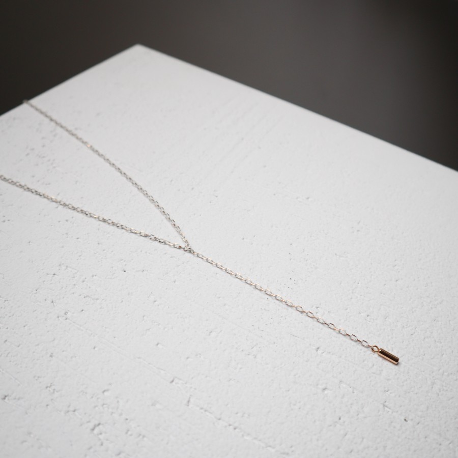 296 | Minimalistinė balta grandinėlė